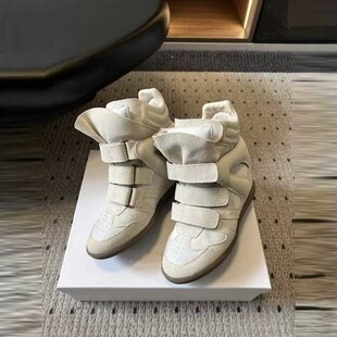 ��ʽ�͹Ÿߎ�ЬSteve Madden˼���ǌ���ͬ��ԭ������ħ�g�N�\��Ь