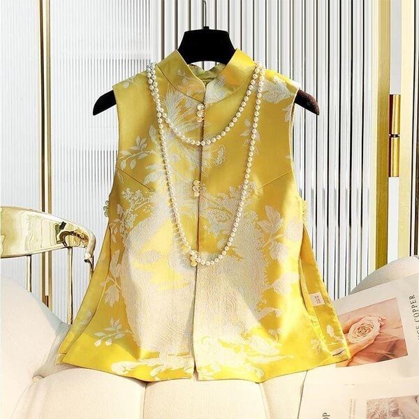 2026 New Chinese Style National Style Vest for Women, Spring Edition, Retro Qipao Jacquard Silk Slimming Vest, Tang Suit