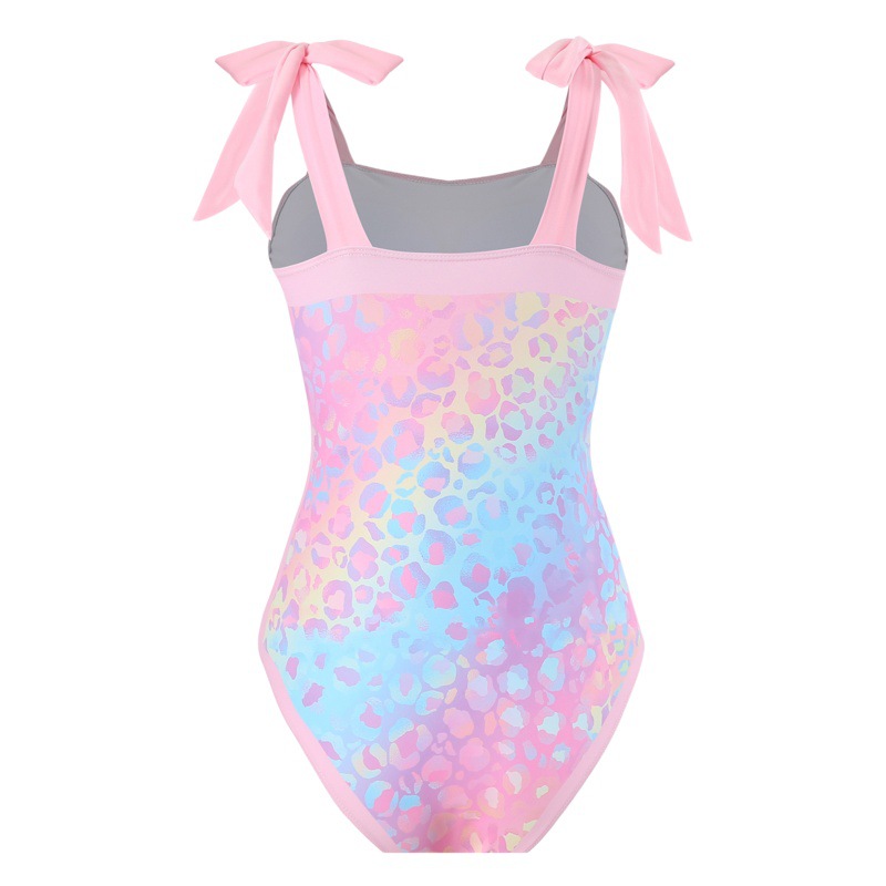 Traje de baño de una pieza estilo europeo y americano para comercio exterior 2024, traje de baño conservador para primavera caliente, protección solar para mujer, cubierta de chifón, ajuste delgado