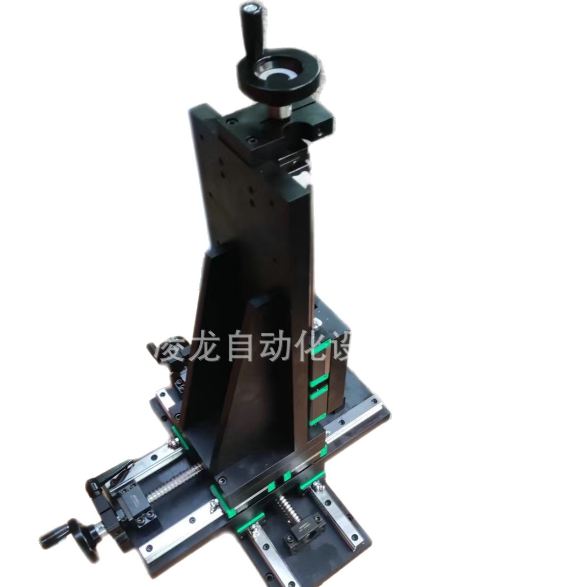 ���ܹ�ѧXYZ��λ����άˮƽ�ƶ��ֶ�˿�����ͻ�̨��ʽ�������̨