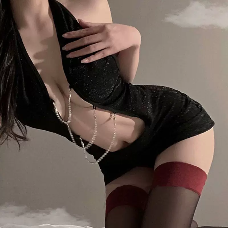 性感情趣内衣女批发闪亮银丝深V小胸睡衣包臀裙纯欲激情衣服免脱