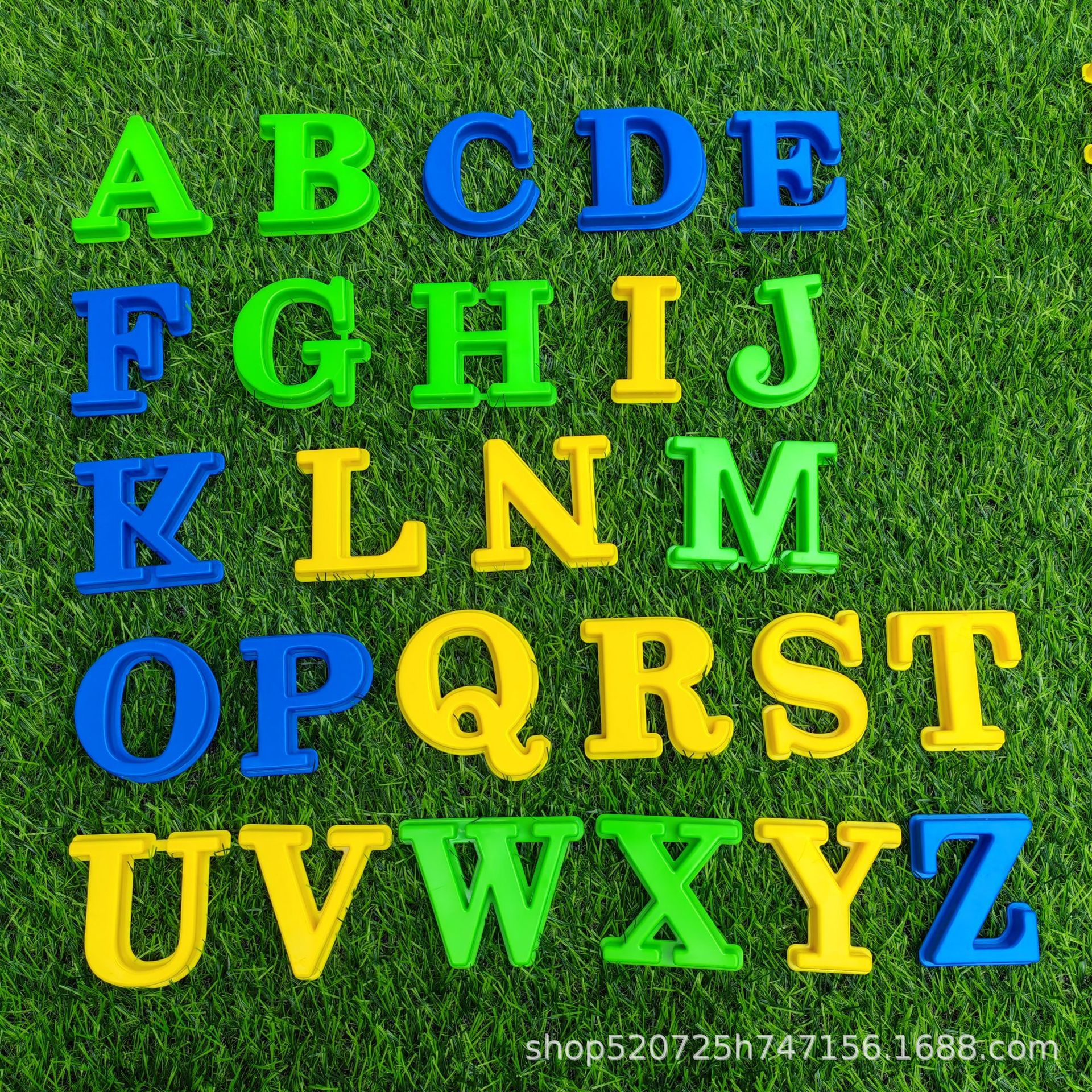 Venta directa de fábrica, juguetes espaciales para niños, moldes de arena, accesorios de barro de color, modelos, arena engrosada, herramientas de arena al por mayor