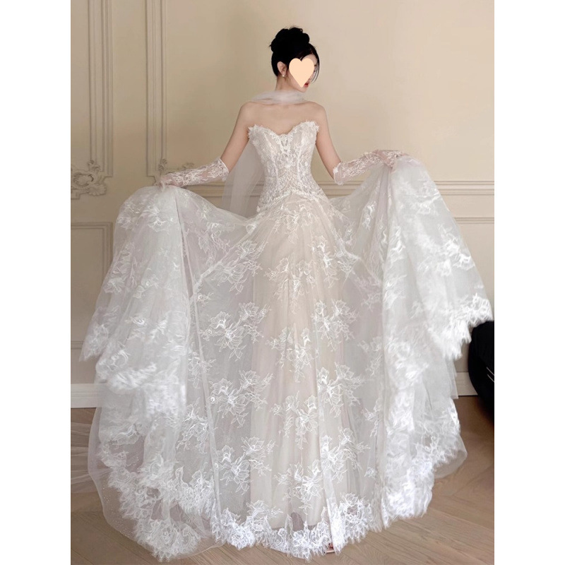 French Light Wedding Bride 2025 Vintage High-End Lace Outdoor Gown Fairy Forest Style Small Train Reception Dress_voghion.com
