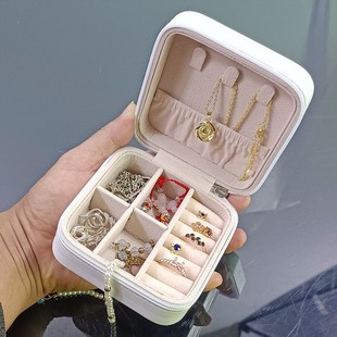 ����ռ{��朰�����ռ{�о���С����Ů����y�錚���ᔺ����l