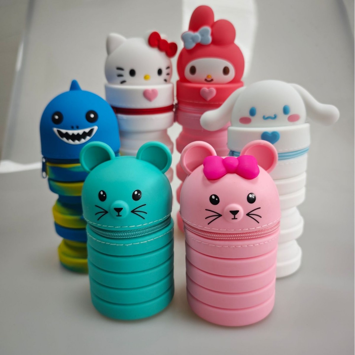 Silicone telescopic cartoon cute folding pens holder