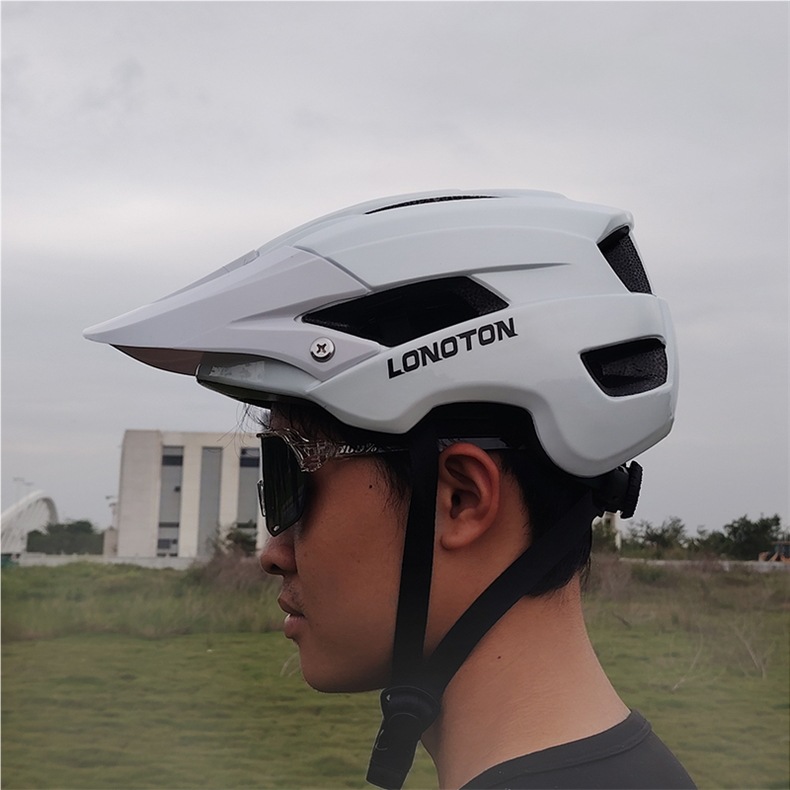 Mountain Bike Riding Helmet Downhill Off-Road Half Helmet One-Piece Youth Student Universal Safety Helmet for Men