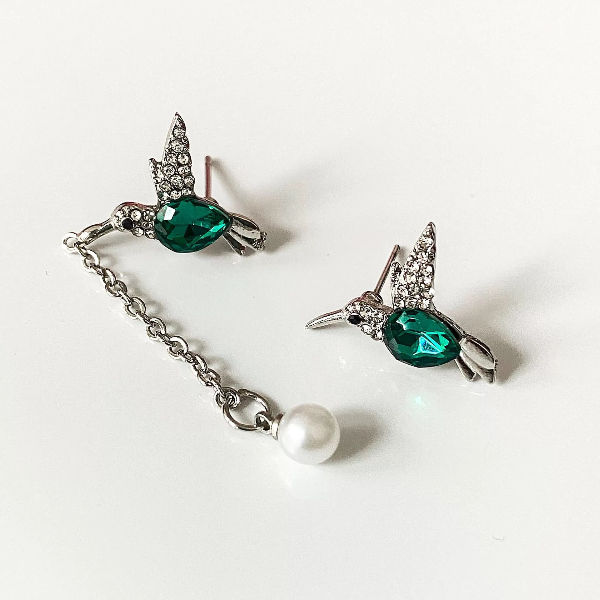 1 Pair Elegant Bird Pearl Plating Inlay Metal Artificial Gemstones Ear Studs display picture 5