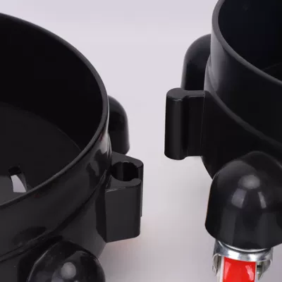Wash Bucket with Integrated Mobile: Car cleaning tools
