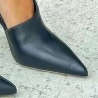 Sexy Thin Pointed Toe Toe Cap Hollow Elegant Women's Sandals