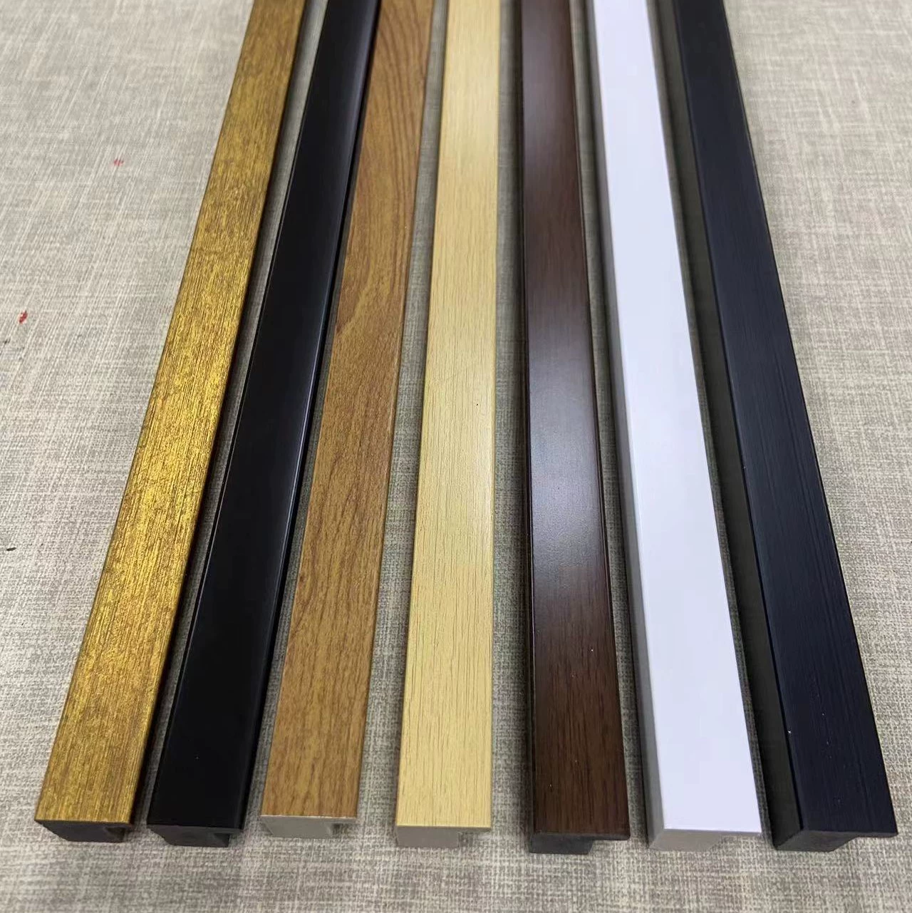 Линии из пенополистирола, пластиковые линии, декоративные линии, имитация воды, имитация дерева, простая фоторамка, декоративные линии для крепления фоторамок.