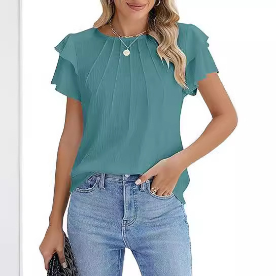 summer shirt for leisure with a round collar