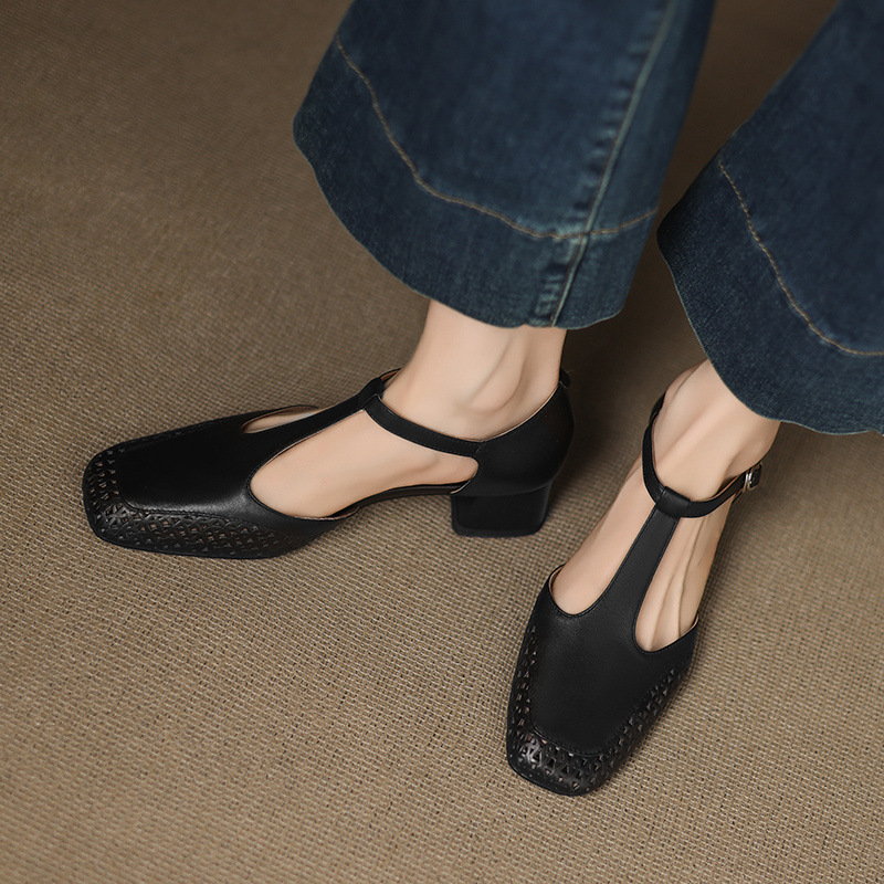 Sandal quai chữ T bít mũi da bò lớp đầu gót thô 4cm đục lỗ thoáng khí — Màu đen