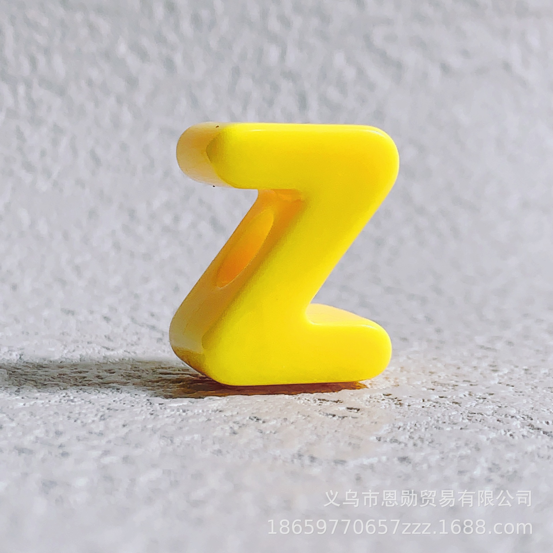 Z (yellow)