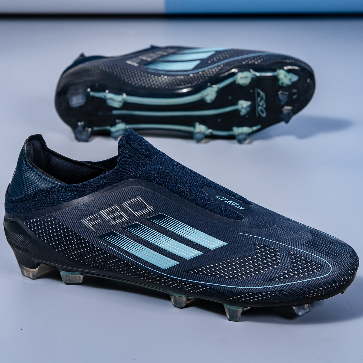 Zapatos de fútbol de corte bajo para hombre, mujer y jóvenes, zapatos de entrenamiento para césped artificial, transpirables, antideslizantes y resistentes al desgaste