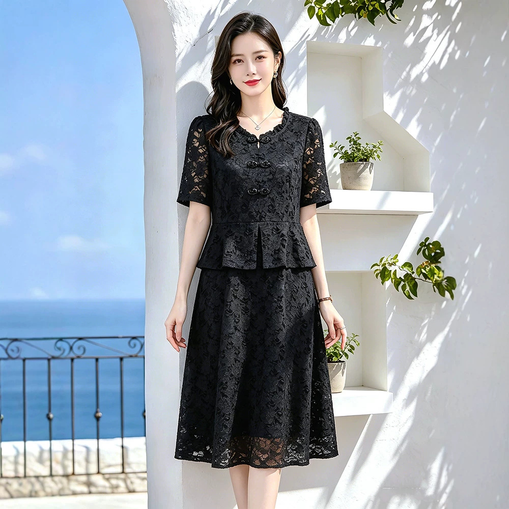 2026夏季新款复古盘扣假两件套蕾丝显瘦连衣裙子大码休闲胖妈妈女