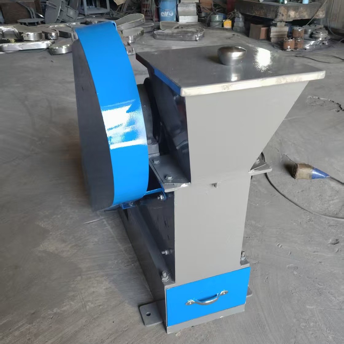 EP100*125除尘颚式破碎机  负悬挂颚式破碎机 机器自带除尘电机