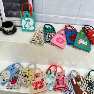 High-End Cute Cartoon Knitted Mobile Phone Bag, Fashionable Niche Versatile Dopamine Color Cross-Body Knitted Wrist Bag