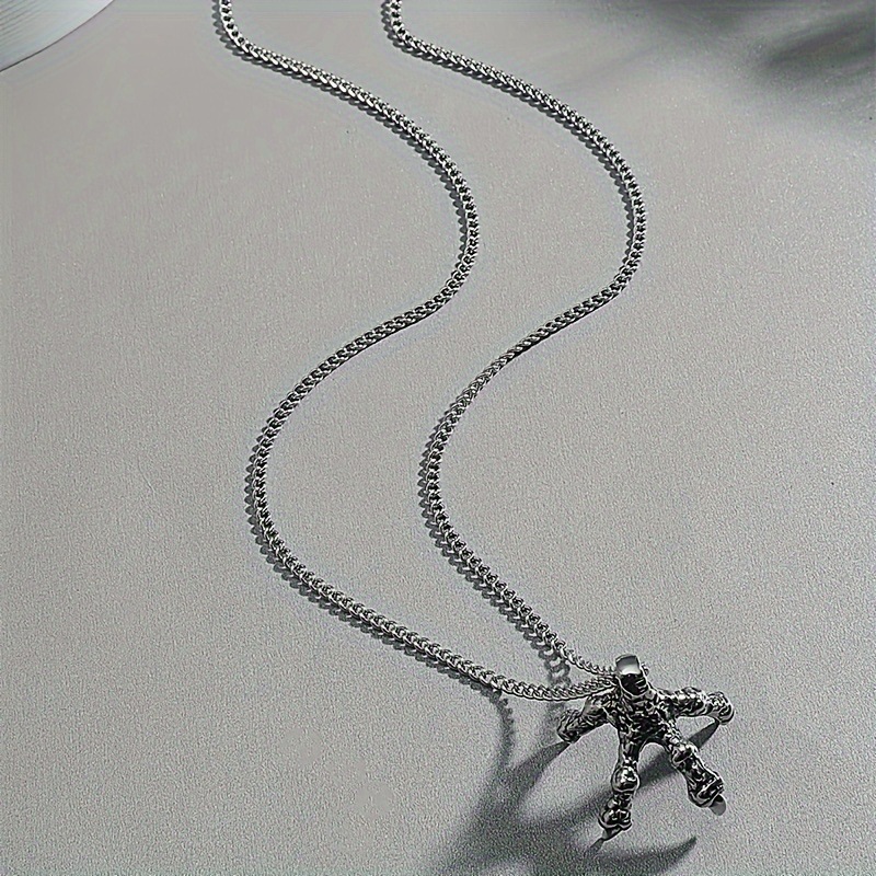 Collier dragon rétro punk personnalisé de style européen-américain pour homme, pendentif audacieux et créatif à quatre griffes de dragon._voghion.com