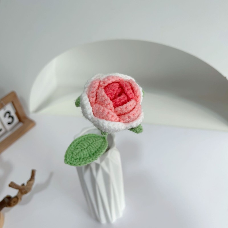クロスボーダーの手編みの完成品の小さい花束は花の毛糸のメリヤスの花束を模倣します。|undefined