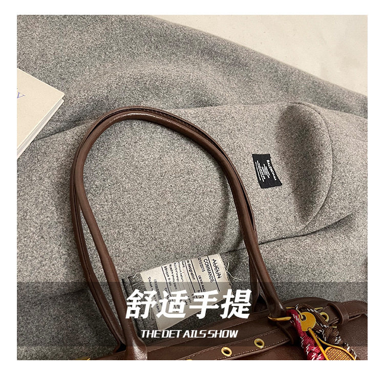 Túi xách baguette nữ phong cách retro, túi đeo tay và kẹp nách thời trang, kiểu dáng gối mềm mại — Burgundy không có mặt dây chuyền, Màu nâu không có mặt dây chuyền, Màu đen không có mặt dây chuyền, Màu nâu với mặt dây chuyền chi tiết 7