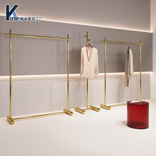 ���b��չʾ��Ů�b��⁽���¼������ʽ�Ѝu؛�����b�W�t������l