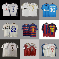 レトロなユニフォームのサッカー服は古典的に古いタイプのヘンリー・ジェラルド・ロバティのボグカンプネマルのユニフォームを復刻します。
