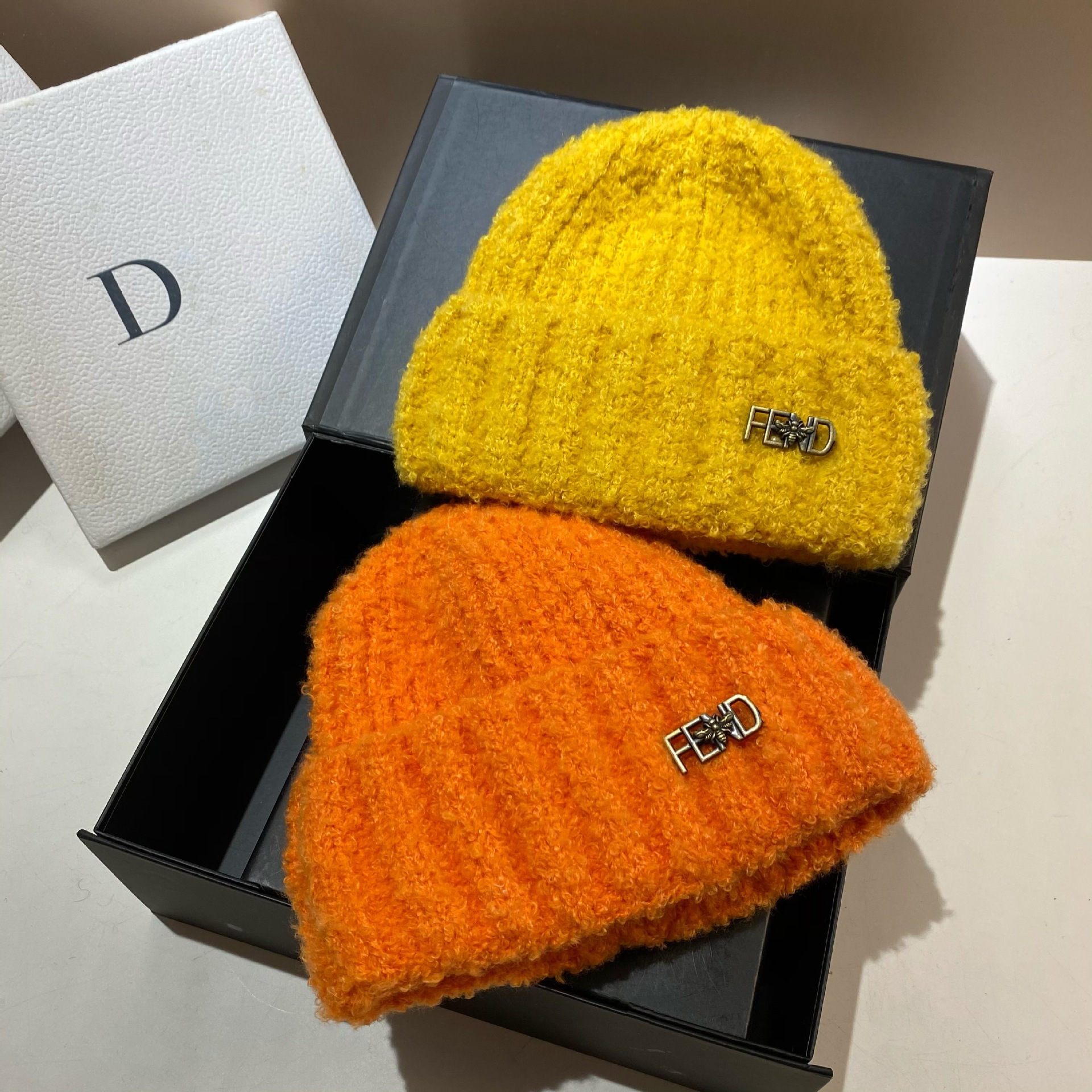 Korejska verzija nove slatke pletene kape s pletenim uzorkom F-labela, zimske tople i debele vjetrootporne kape s janjećim puloverom._voghion.com