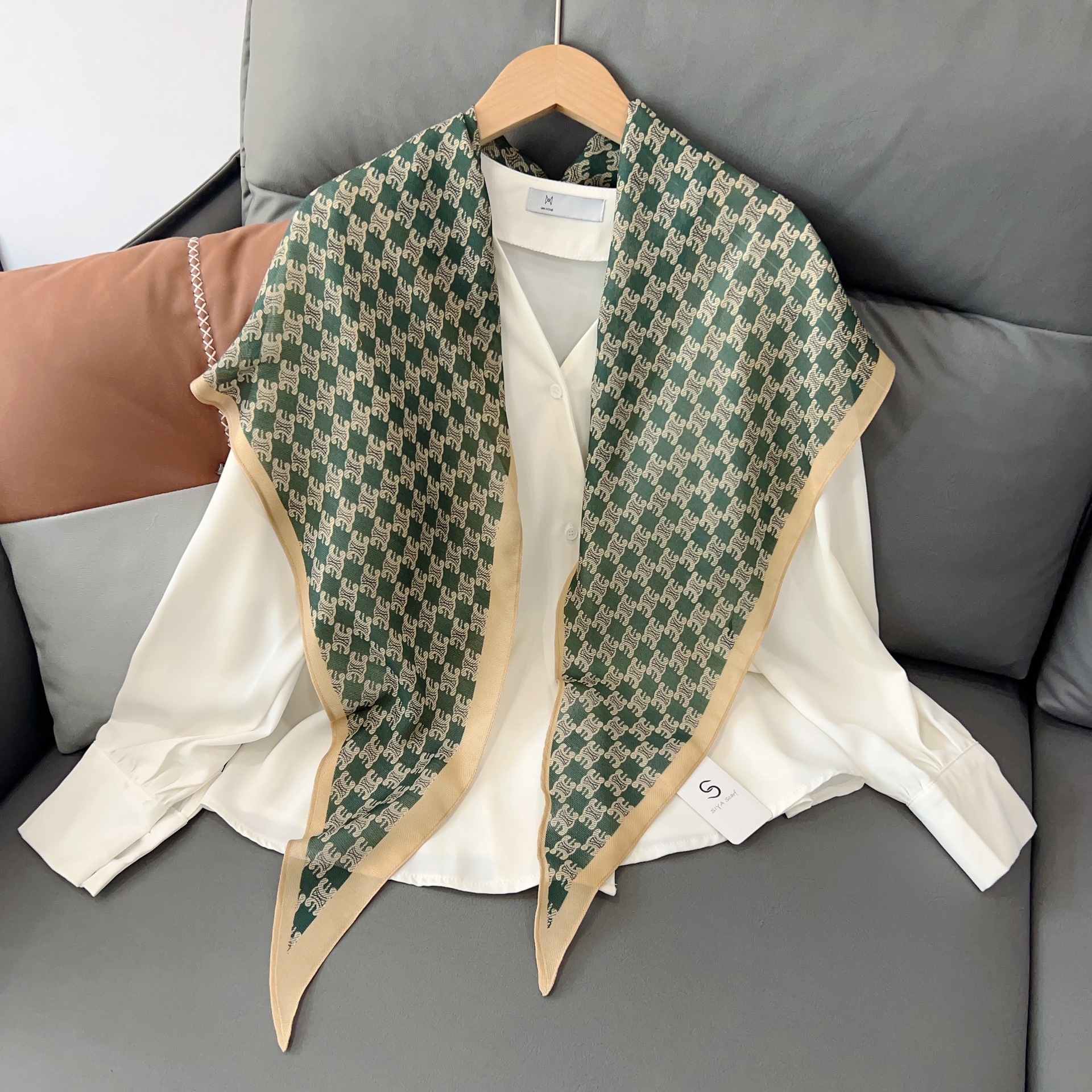 Bufanda de Hilo de Bambú Nueva de Primavera 2025, Protector de Cuello Elegante y Versátil, Prenda Exterior Decorativa, Chal Fino image 6