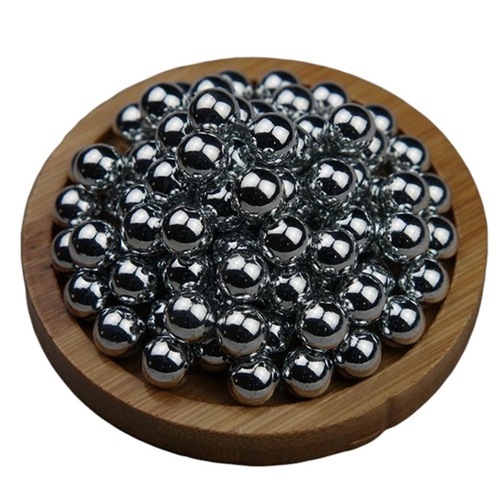 Precision steel balls millimeter kilogram galvanized slingshot steel balls electroplated frosted steel balls. No frame. Marbles