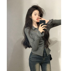 Polo领辣妹正肩长袖T恤女秋季设计感修身内搭打底衫喇叭袖上衣潮