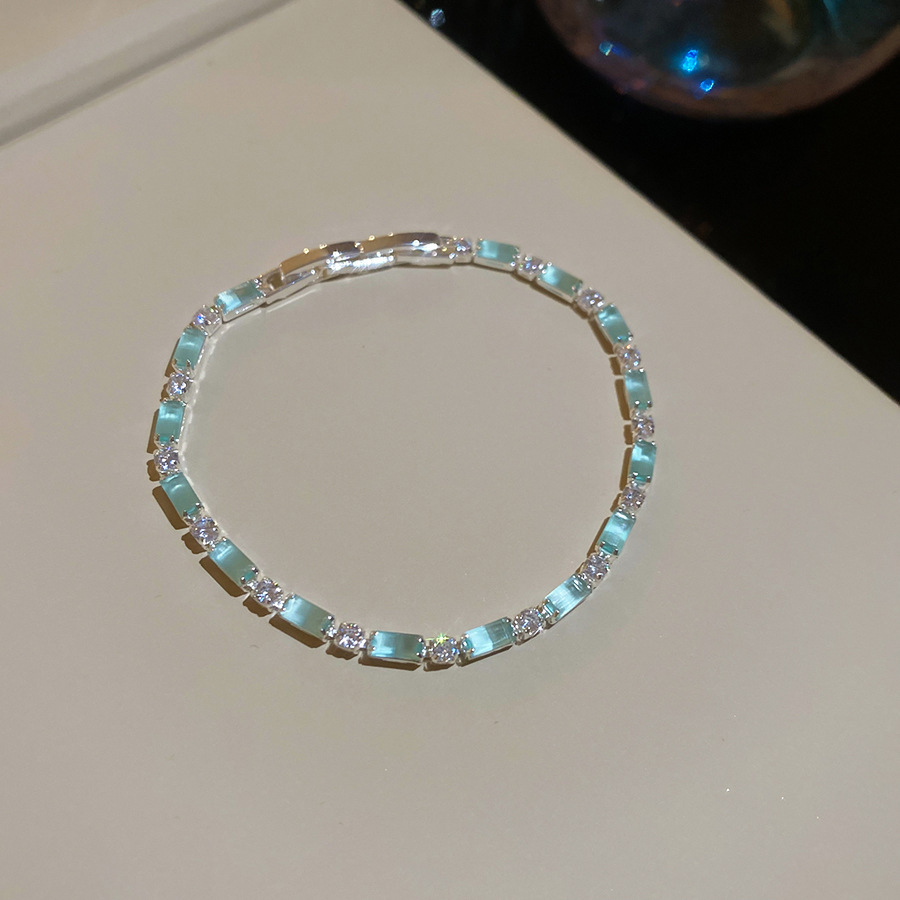 Pulsera de hebilla rectangular de piedra de silicio ligera de lujo nicho de alta sensación pulsera simple temperamento elegante alta sensación joyería