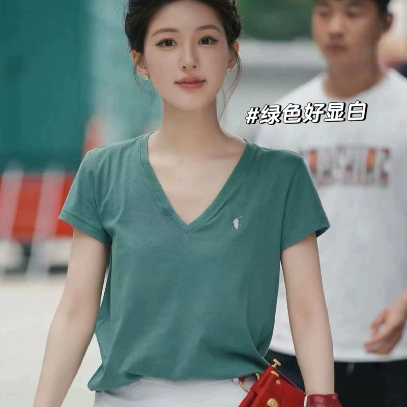 Original Stock Rl Ralph Lauren V-Neck Short-Sleeve Classic Polo Shirt with Embroidery, Simple Top, Celebrity Style, Flattering T-Shirt for Women Original Stock Rl Ralph Lauren V-Neck Short-Sleeve Classic Polo Shirt with Embroidery, Simple Top, Celebrity Style, Flattering T-Shirt for Women