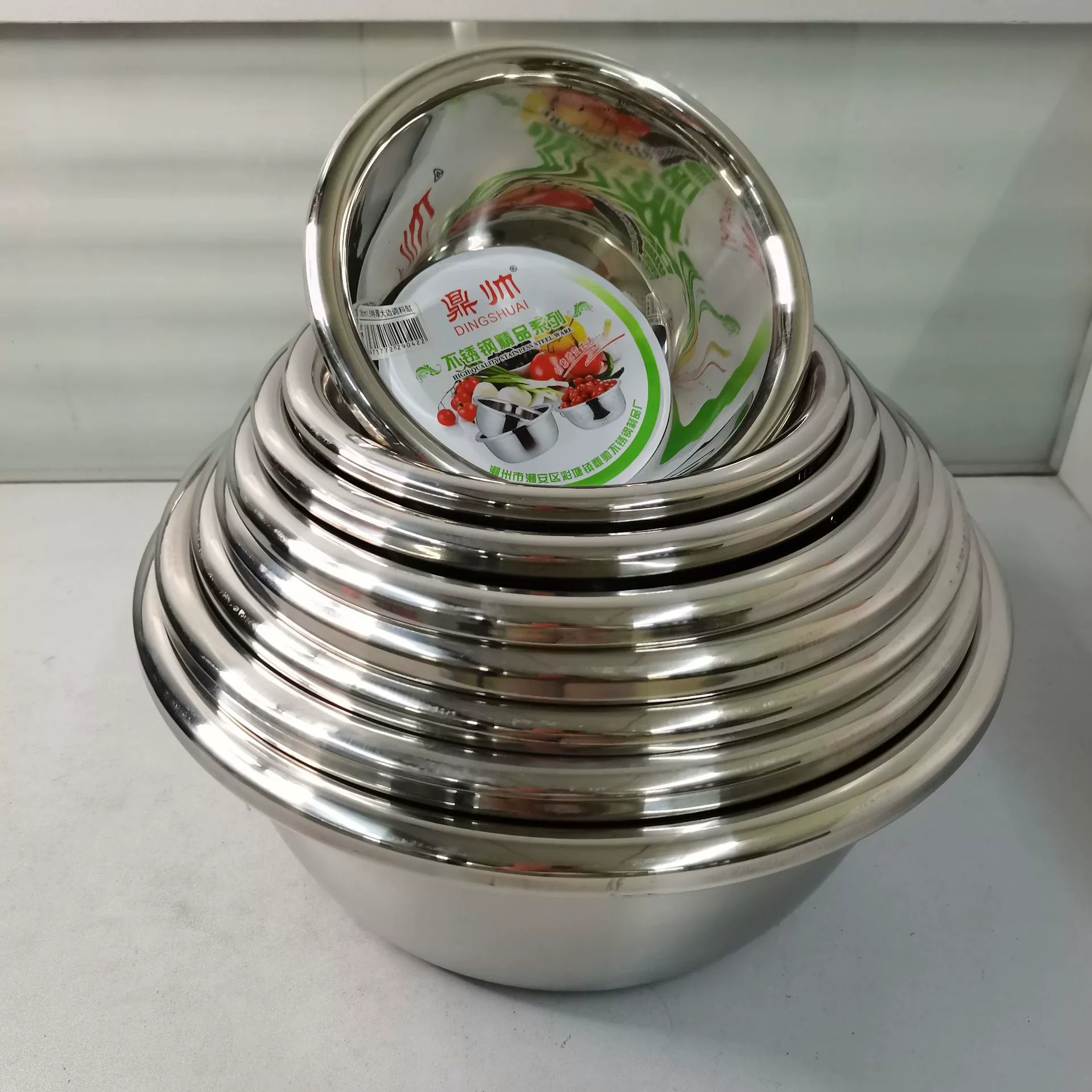 Раковина из нержавеющей стали Бытовая многоцелевая раковина в европейском стиле Кухонная раковина для супа Раковина для мытья овощей Раковина для взбивания яиц Свадебный подарок Бак для специй