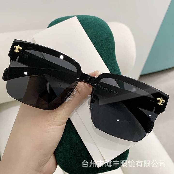 fashionable elegant ultra light sunglasses for men and women