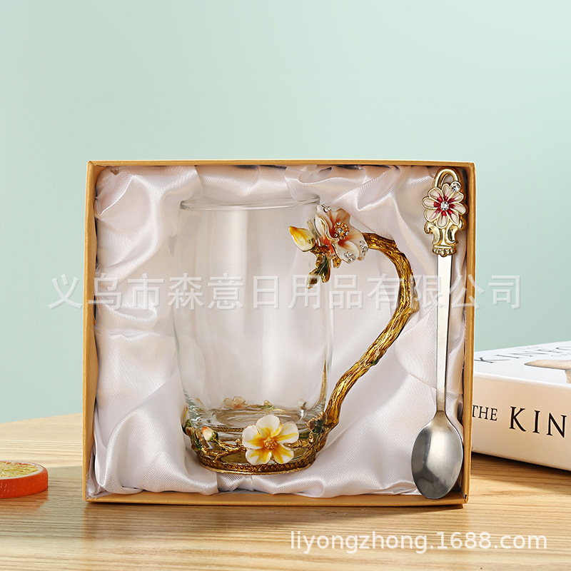 Esmalte taza de agua de color flor creativa taza de té taza de jugo taza de vidrio de cristal resistente al calor taza de café taza de pareja de gama alta regalo de la taza
