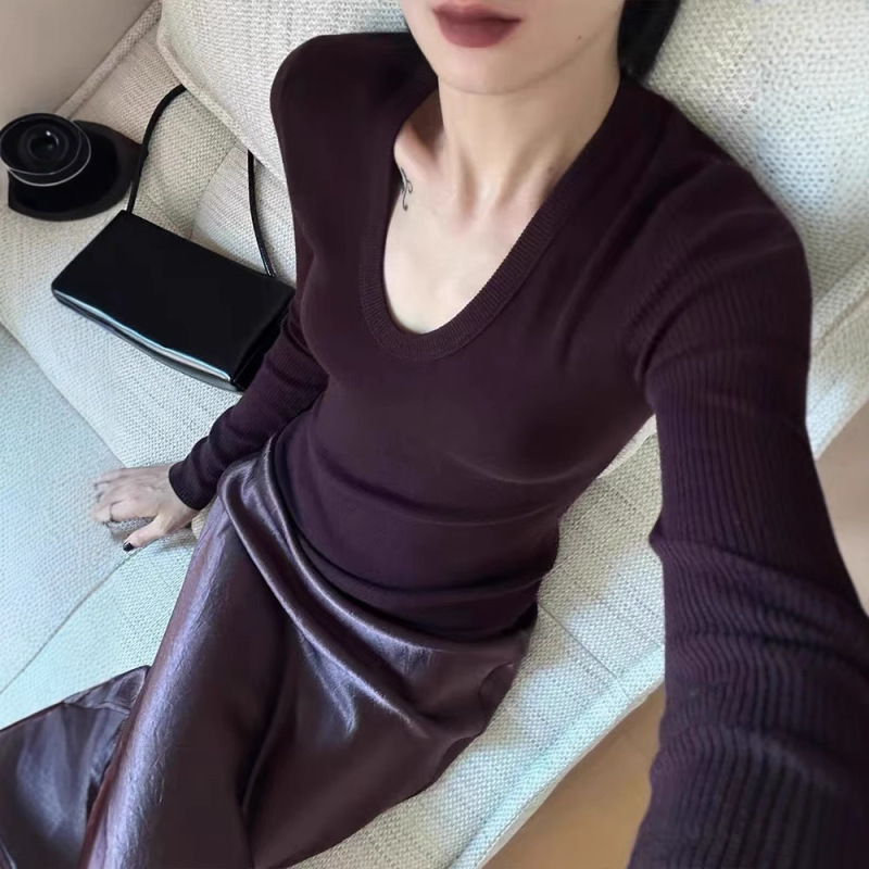 French Style Purple U-Neck Wool Knitted Base Shirt Women's Autumn and Winter Wear Short Sweater Slim-fit Long-sleeved Top French Style Purple U-Neck Wool Knitted Base Shirt Women's Autumn and Winter Wear Short Sweater Slim-fit Long-sleeved Top