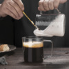 Coffee pulling cup milk appliance pulling flower tank with scale coffee cup heat -resistant glass coffee cup with milk cup