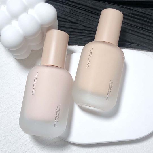 Joco Light Gauze Beauty Liquid Foundation Oil Control Repair Moisturizing Long-Lasting Makeup Concealer Refreshing Natural Moisturizing Waterproof Bb Cream