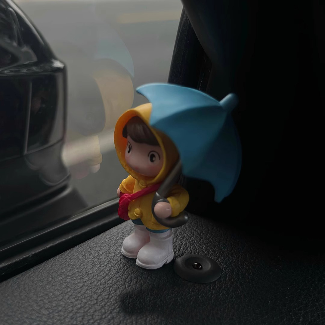Chica paraguas decoración de coche decoración de consola central de coche lindo suministros de coche Daquan conductora de plástico