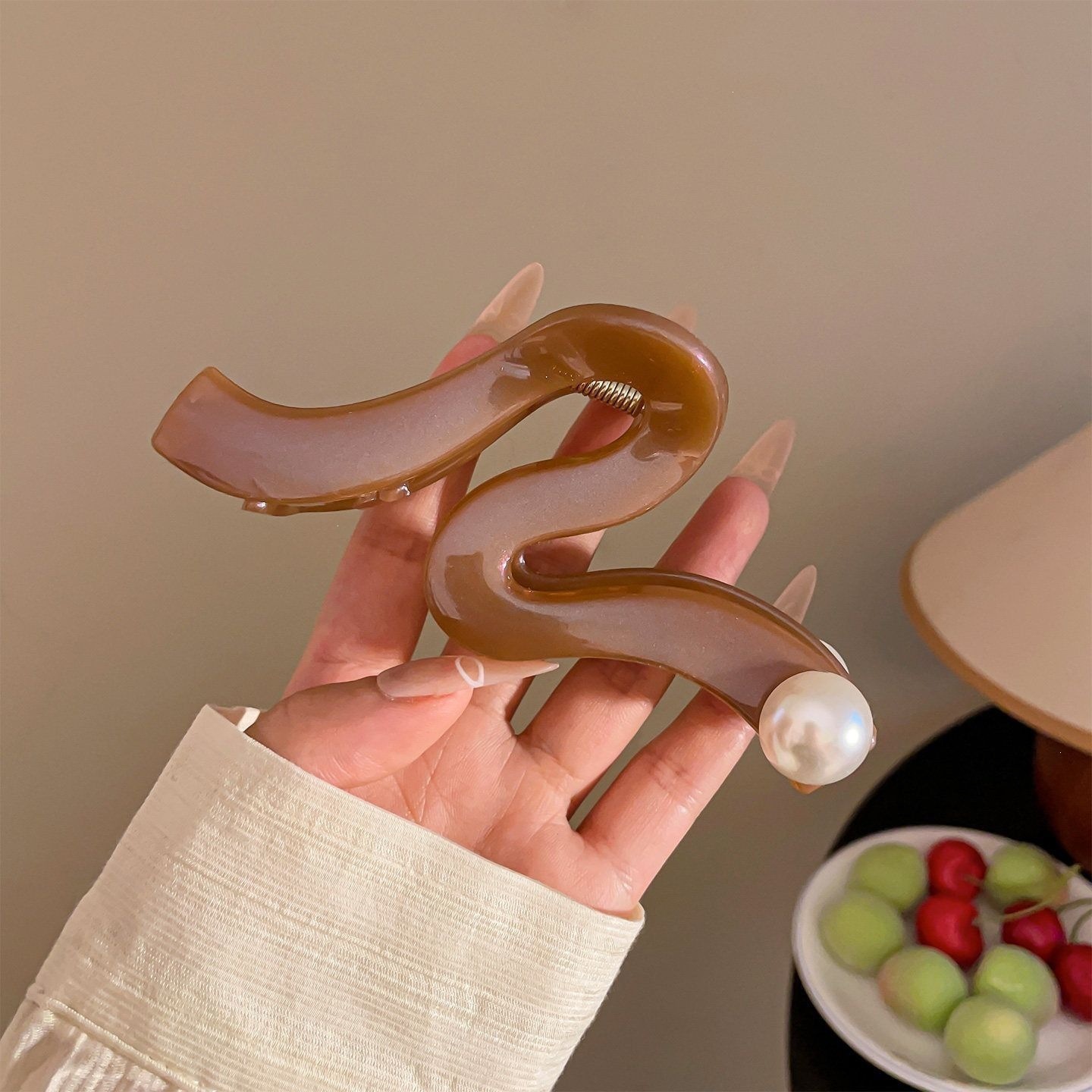 2026 nuevo clip de cabello ondulado clip de cabello de tiburón grande clip de cabello de mujer detrás de la cabeza de alta sensación clip de cabello accesorios para el cabello