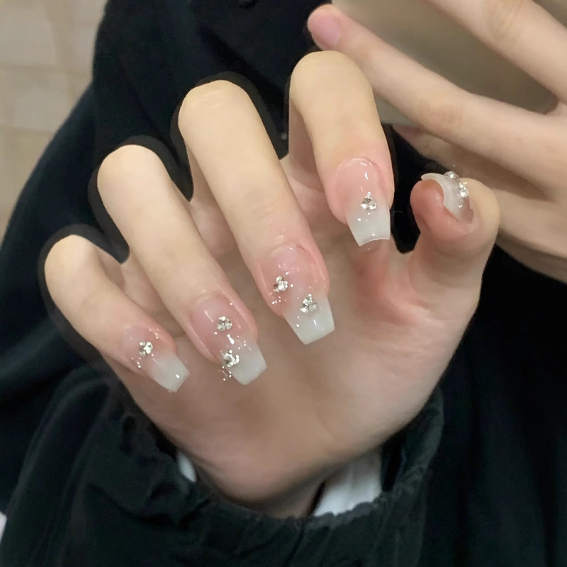 Purely Handmade Wearable Nails, Gradient Nude Color, Sexy Manicure Patches, Wholesale Student Pure Lust Style, Removable Sparkling Diamonds