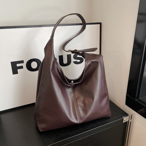Large-capacity bag for women autumn  new fashionable shoulder bag simple fashionable large-capacity commuting tote bag for women