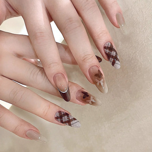 �����¸�y�p�������ﶬ�r�Е�Ⱦ���ʼ�24Ƭ����ʽָ���NƬ