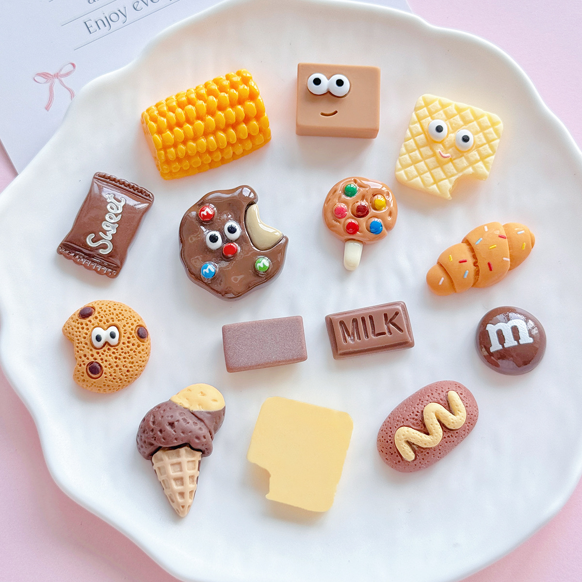 食玩树脂配件diy饰品洞洞鞋配饰m豆饼干贴片发夹发饰手工装饰材料