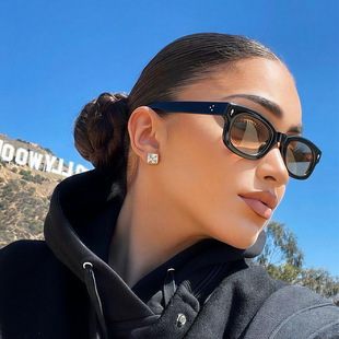 С����^���̫��RŮ�W�t���԰ٴ�E�Aī�R�W���r�н��ĳ������R