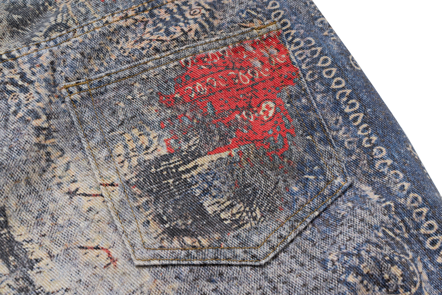 Jeans uomo gamba larga lavaggio effetto 3d vestibilità loose_voghion.com