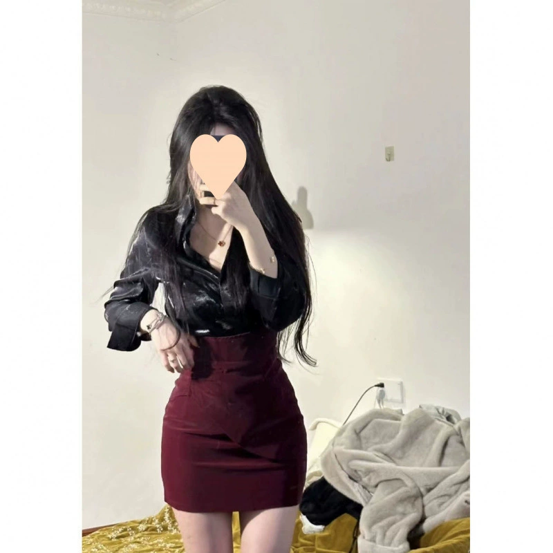 Набор женский 2025 новая весна новая горячая девушка сексуальная рубашка с длинными рукавами топ с высокой талией бедра юбка из двух частей