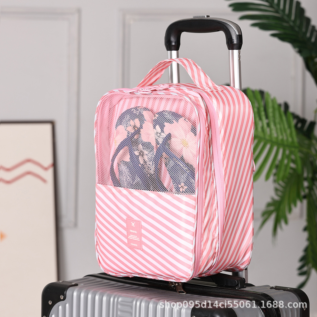 분홍색과 흰색 줄무늬