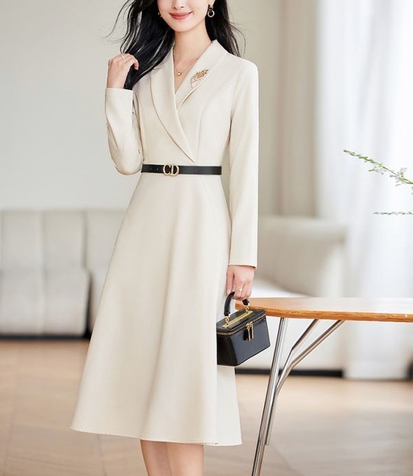主持人西装连衣裙演讲服装女杏色商务正装礼服时尚收腰正装西装裙|undefined