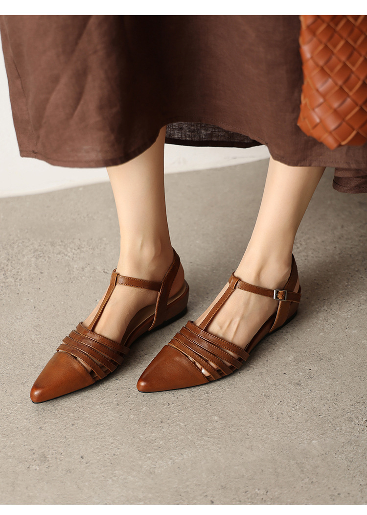 Sandal nữ hở mũi gót thấp 3 cm, quai dệt đinh tạo kiểu cổ điển — Sữa hạnh nhân — 12/12